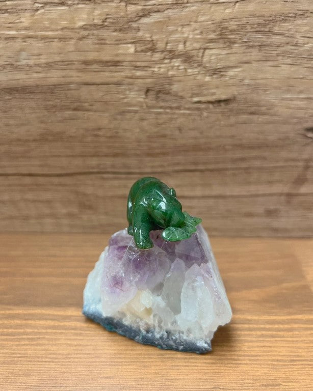 Canadian Nephrite Jade Grizzly Bear with Fish on Amethyst