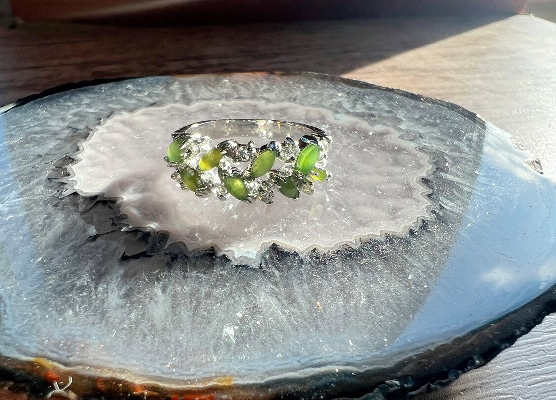 Bc Jade Statement Ring with Rhinestones